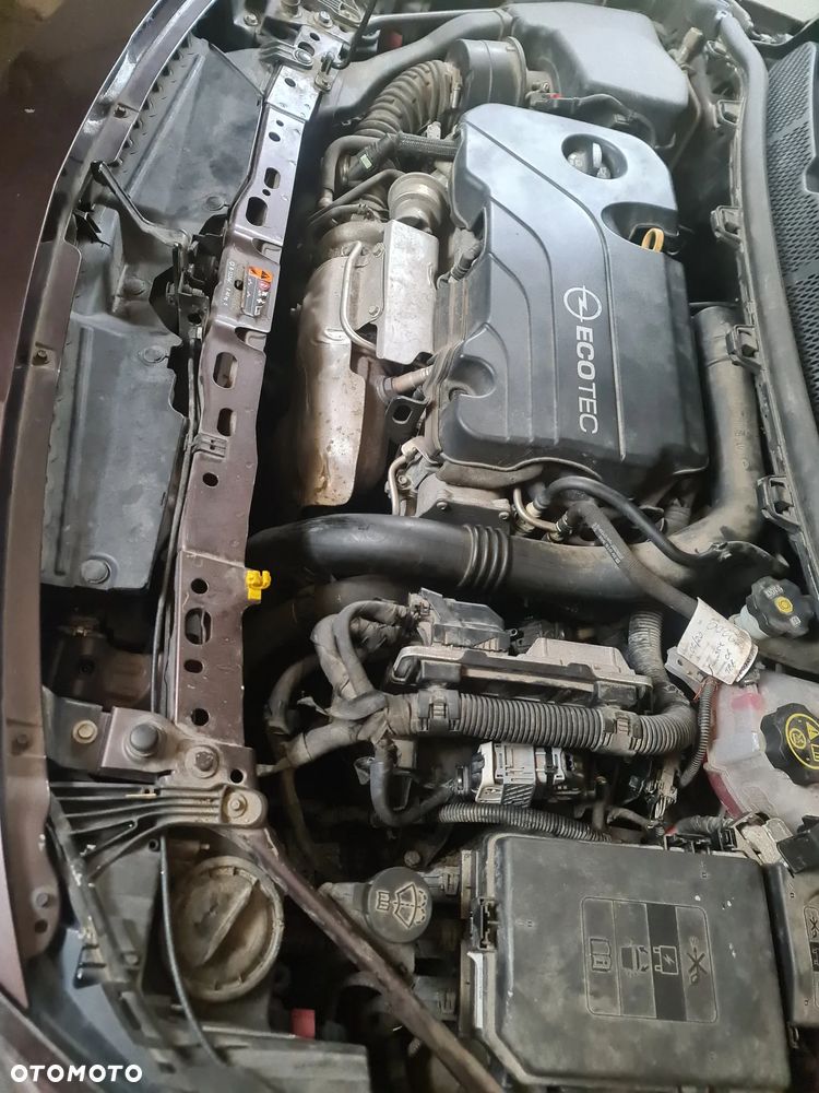 Opel Astra 1.4 T Enjoy - 15