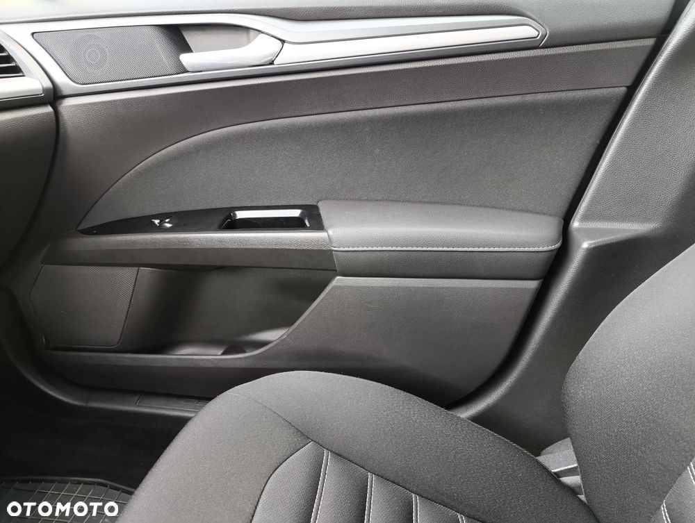 Ford Mondeo 1.5 EcoBoost Trend - 13