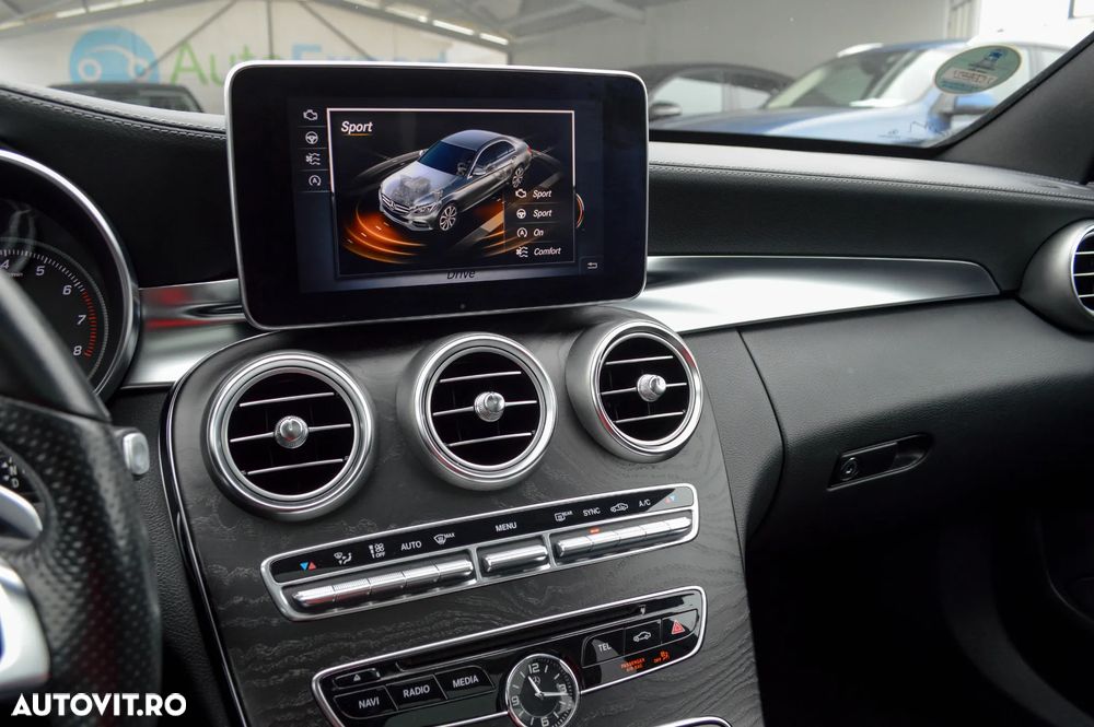 Mercedes-Benz C 180 7G-TRONIC AMG Line - 28