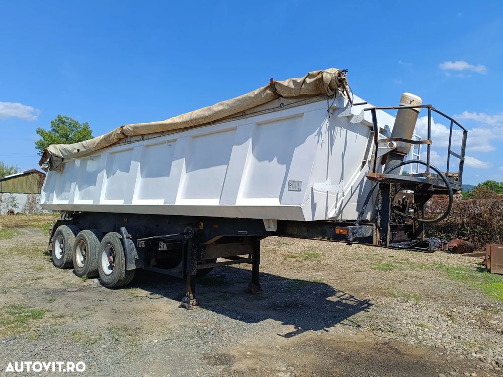 Schmitz Cargobull SKI 24/8.2 - 1