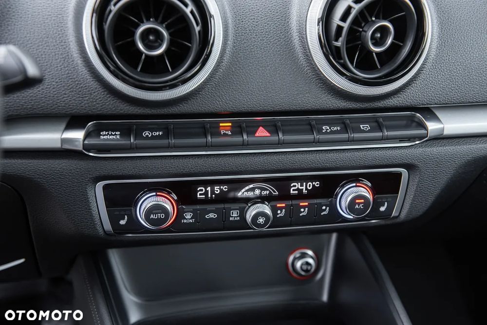 Audi A3 Sportback 1.8 TFSI quattro S tronic S line Sportpaket - 25