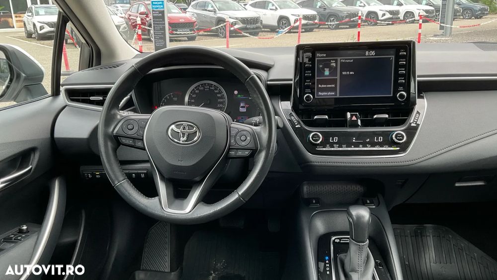 Toyota Corolla 1.8 HSD Business - 22
