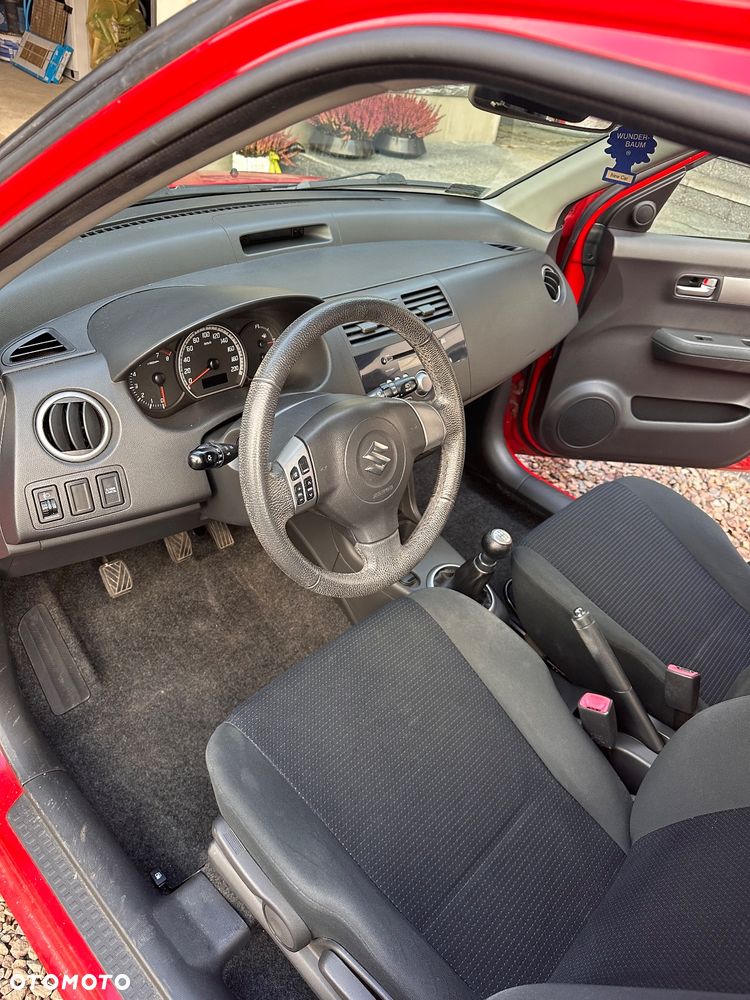 Suzuki Swift 1.3 Comfort - 4