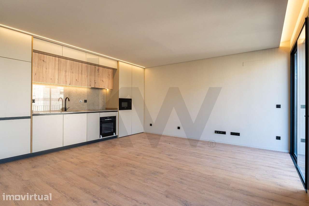 Apartamento T2 inserido no empreendimento Santos Silva em Vila Nova de - Grande imagem: 3/18