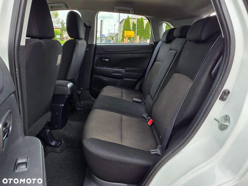 Mitsubishi ASX 1.6 2WD Plus - 15