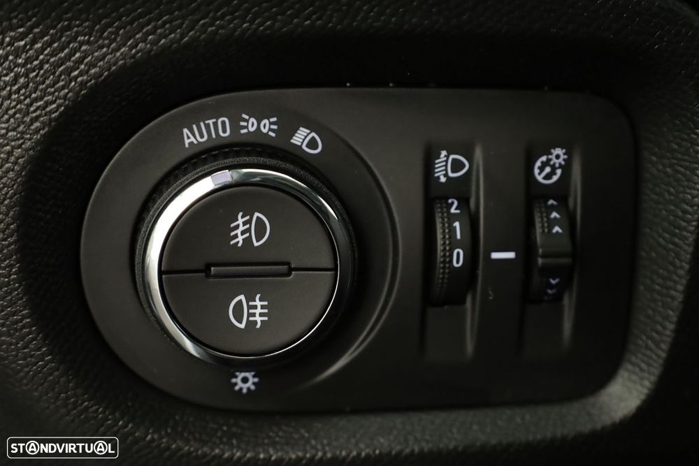 Opel Corsa 1.2 T Edition - 18