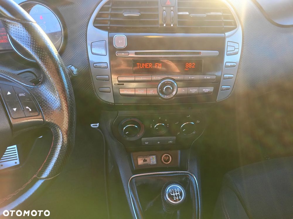 Fiat Bravo 1.4 T-Jet 16V Sport - 17