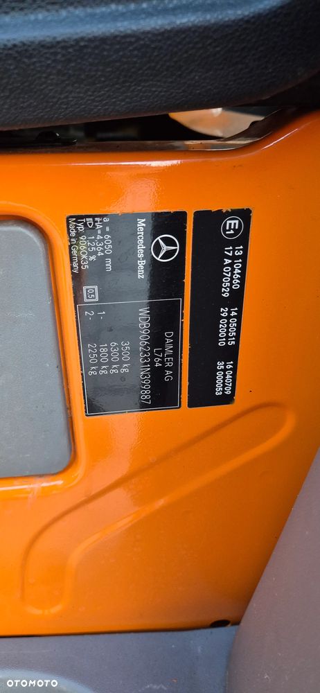 Mercedes-Benz Sprinter 906 - 21