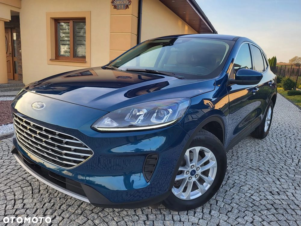 Ford Kuga - 1