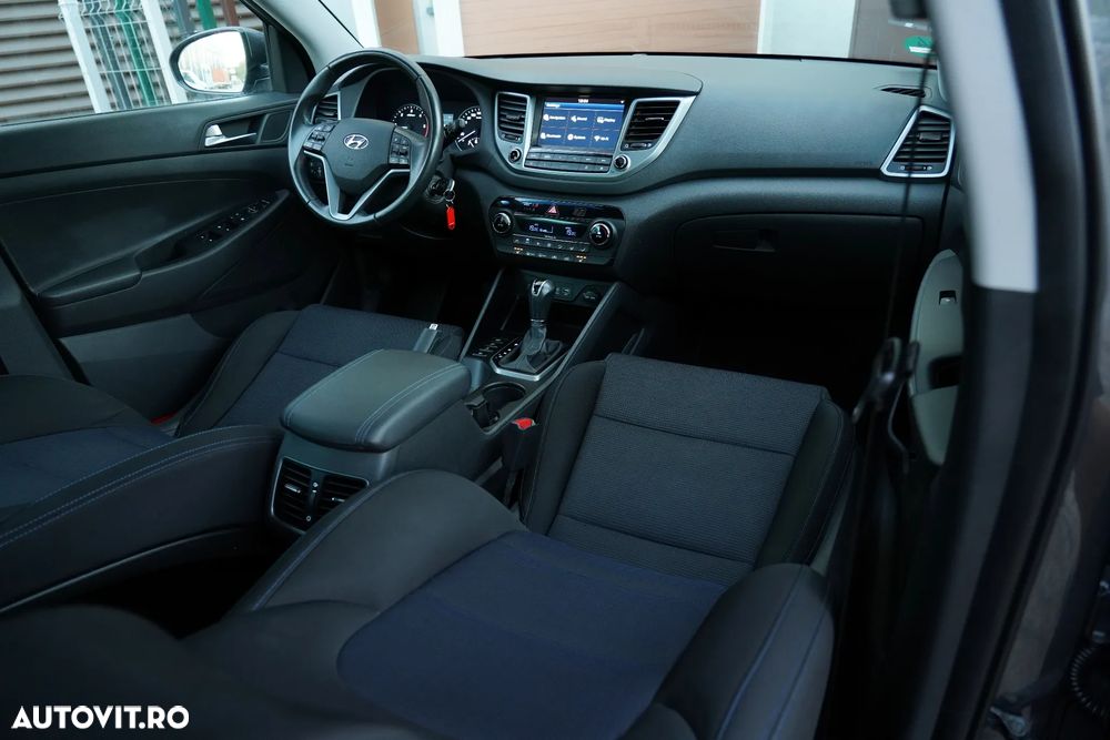 Hyundai Tucson 2.0 CRDI 4WD Style - 11
