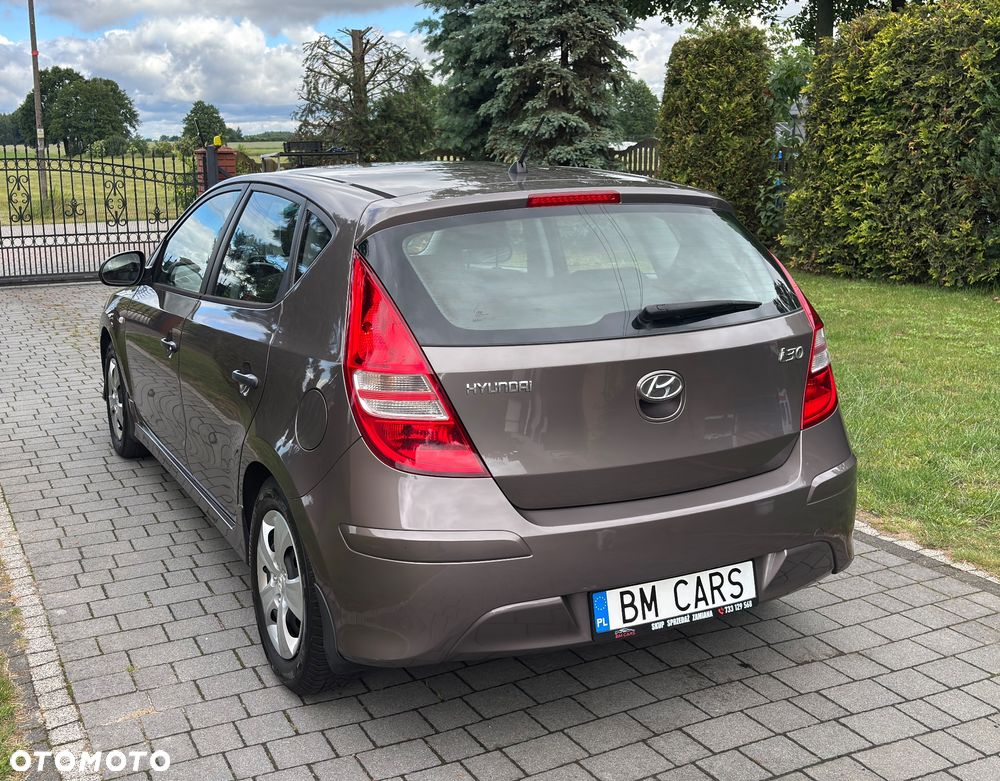 Hyundai i30 1.4 Edition Plus - 12