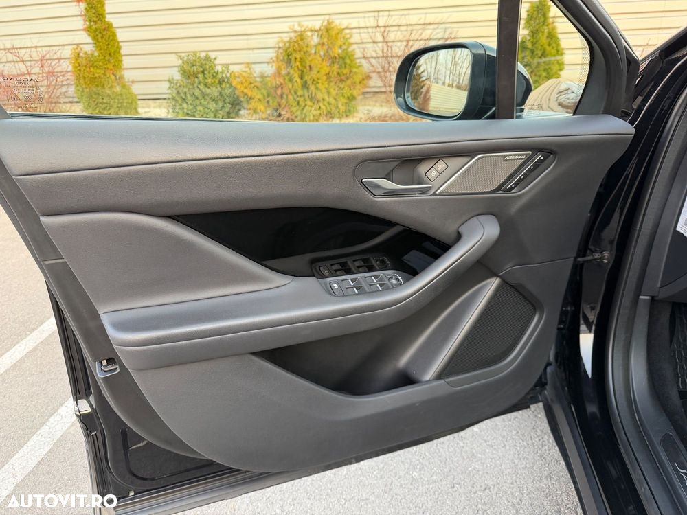 Jaguar I-Pace EV400 AWD HSE - 14