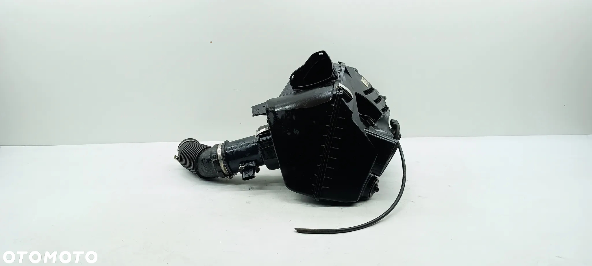 OBUDOWA FILTRA POWIETRZA AUDI A6 C6  059133835E - 3