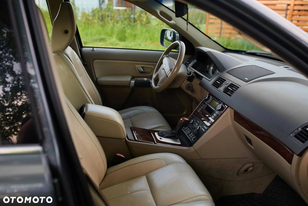 Volvo XC 90 - 24