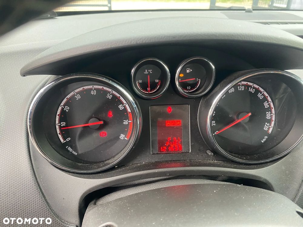 Opel Meriva - 18
