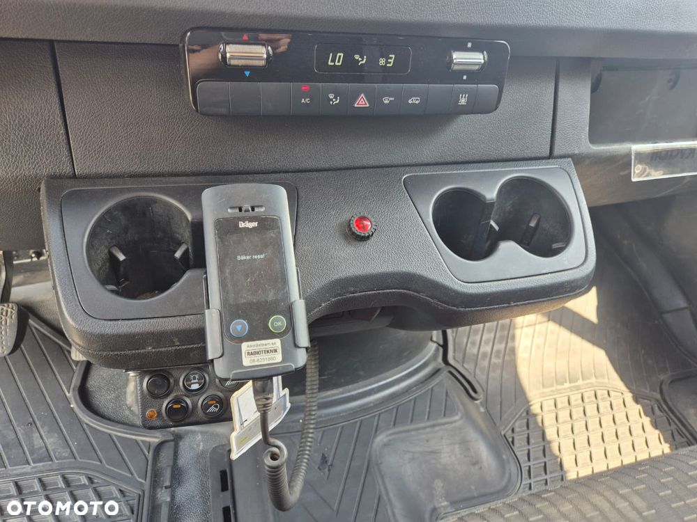 Mercedes-Benz Sprinter 316 CDi 7G Tronic Plus / AUTOMAT / SKRZYNIA / HDS HIAB 1T / 1 WŁ / SERWISOWANY / ORYGINALNY PRZEBIEG / BEZWYPADKOWY / W PEŁNI SPRAWNY / MOŻLIWOŚĆ TRANSPORTU / - 33