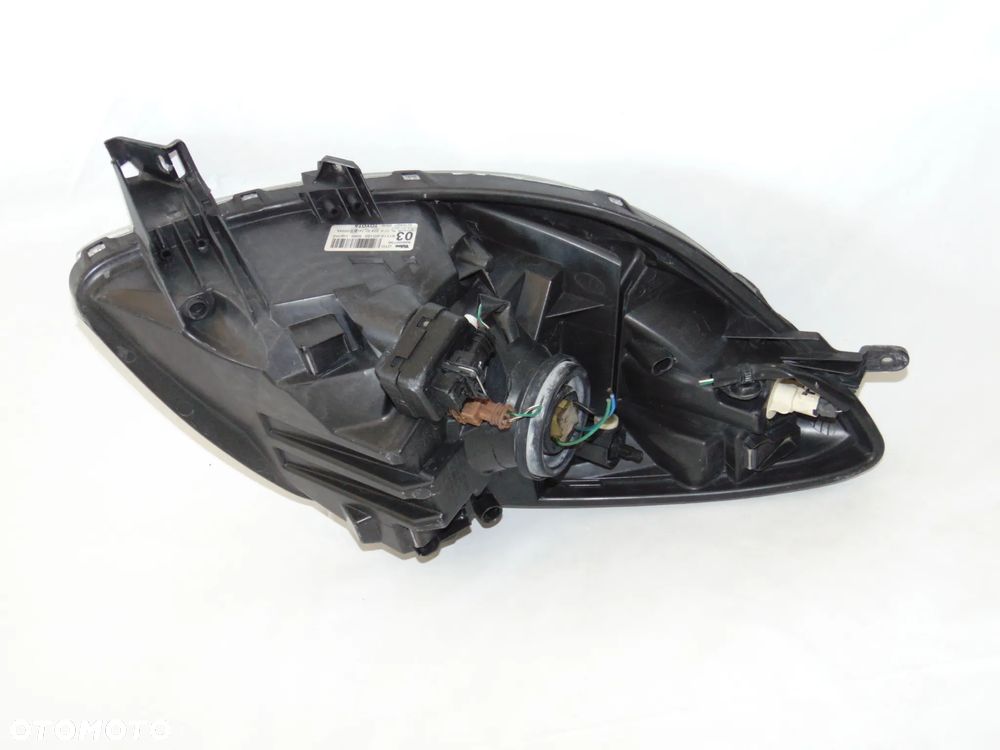 ORYGINAŁ lampa przednia przód lewa prawa Toyota Yaris 2 II 05-09r - 8