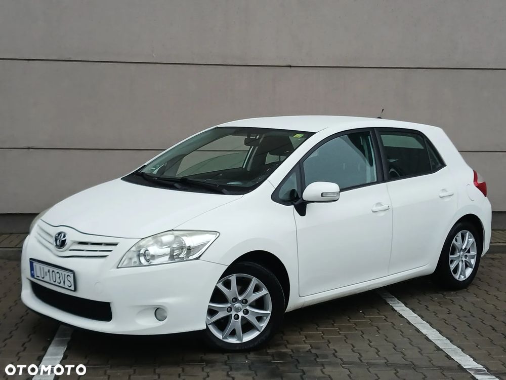 Toyota Auris - 9