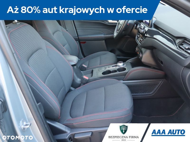 Ford Kuga - 10
