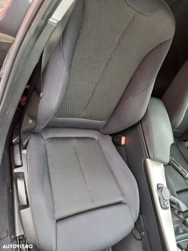 BMW Seria 3 320d Touring Blue Performance - 12