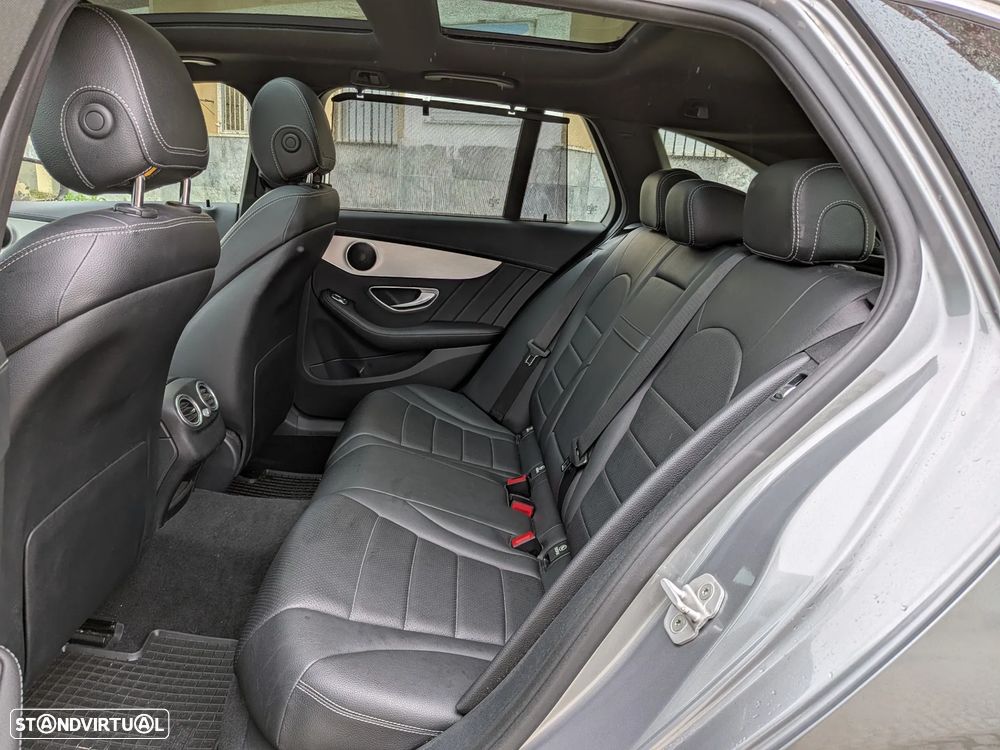 Mercedes-Benz C 300 BlueTEC Hybrid AMG Line - 23