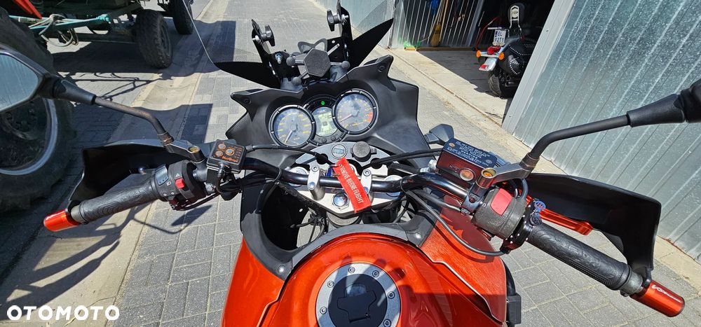 Suzuki V-STROM - 13