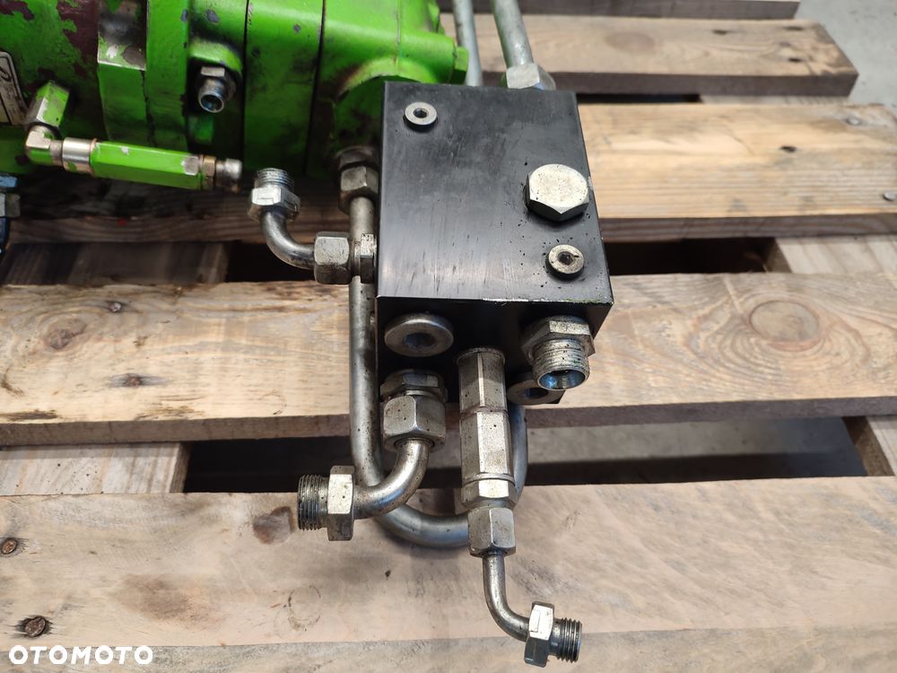 Silnik Reduktor obrotu MERLO 38.16 ROTO (533959) - 7
