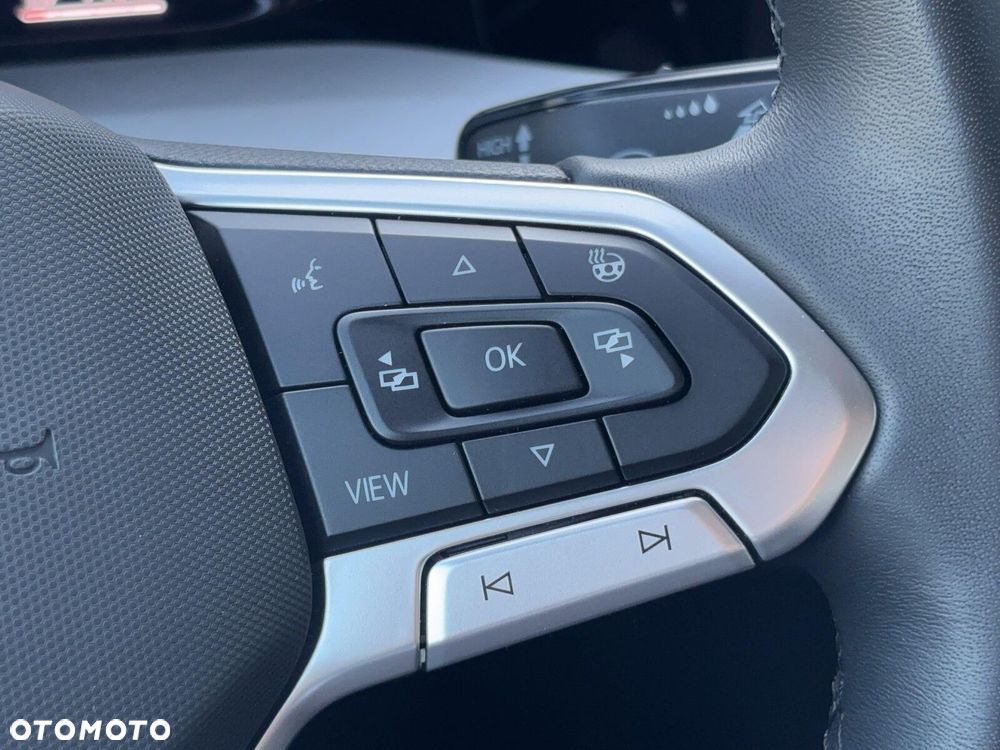 Volkswagen Golf Variant - 19