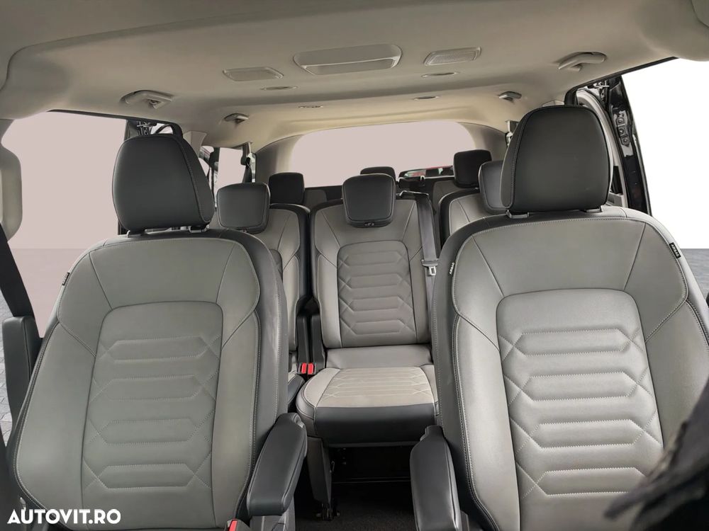 Volkswagen Caravelle - 24