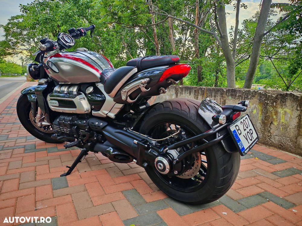 Triumph Rocket 3 R Black - 4
