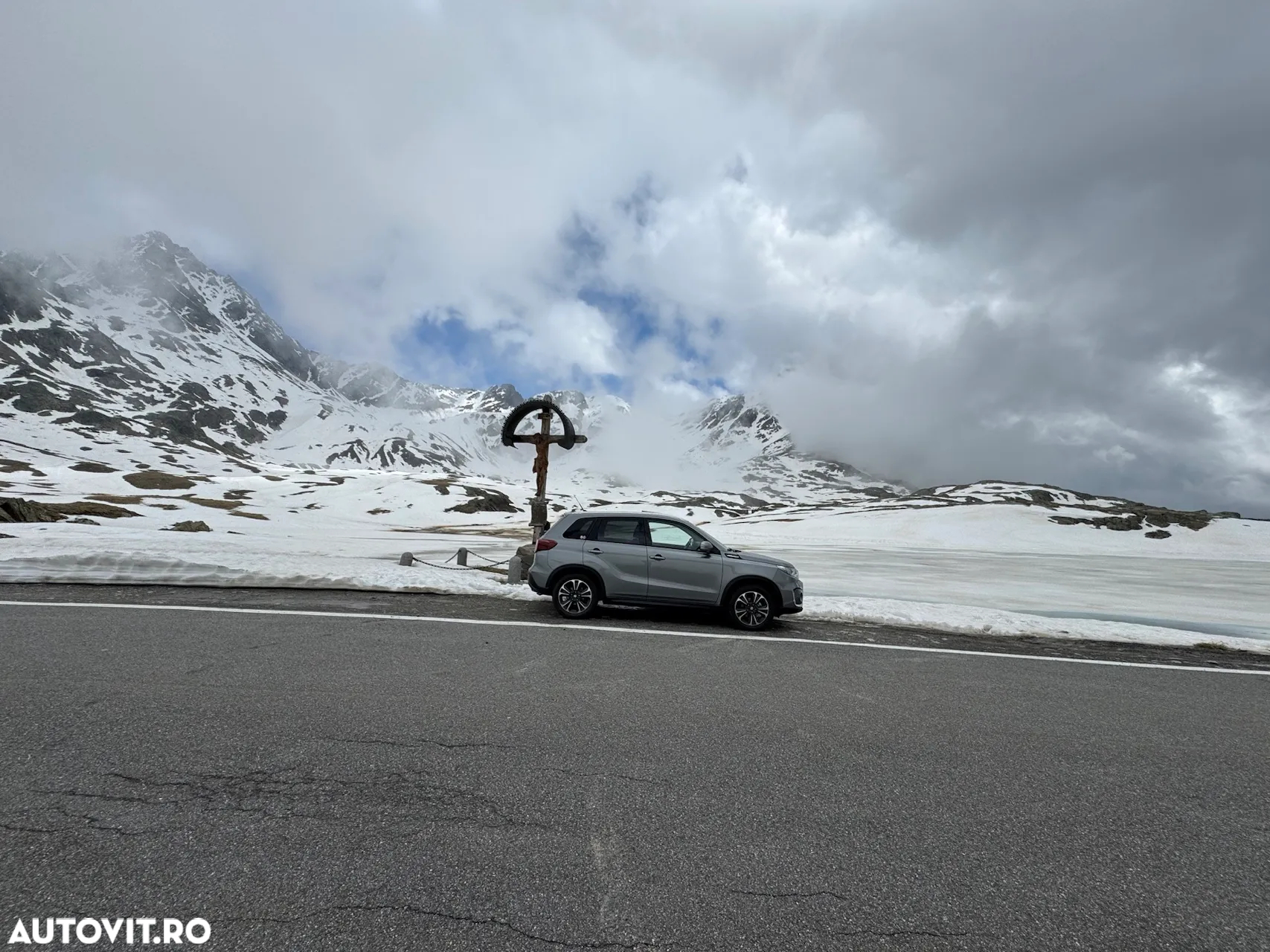 Suzuki Vitara 1.5 HEV Luxus - 10