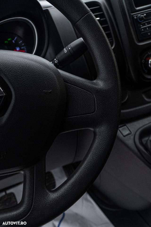 Renault Trafic 2.0 Blue dCi 120 Combi L2H1 8+1 locuri Authentique - 36