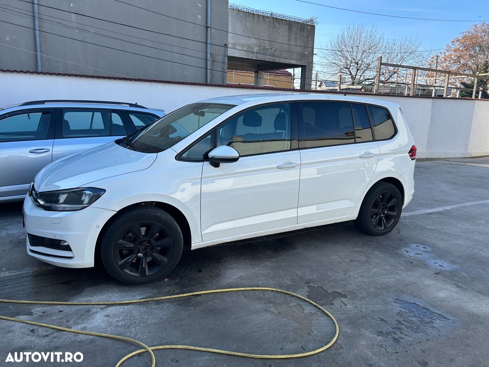 VOLKSWAGEN Touran 2017 — imagine 3