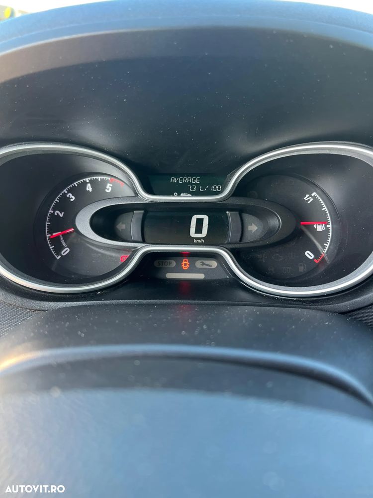 Opel Vivaro - 11