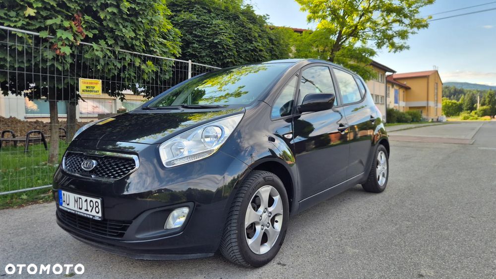 Kia Venga 1.4 CVVT Black Collection - 4