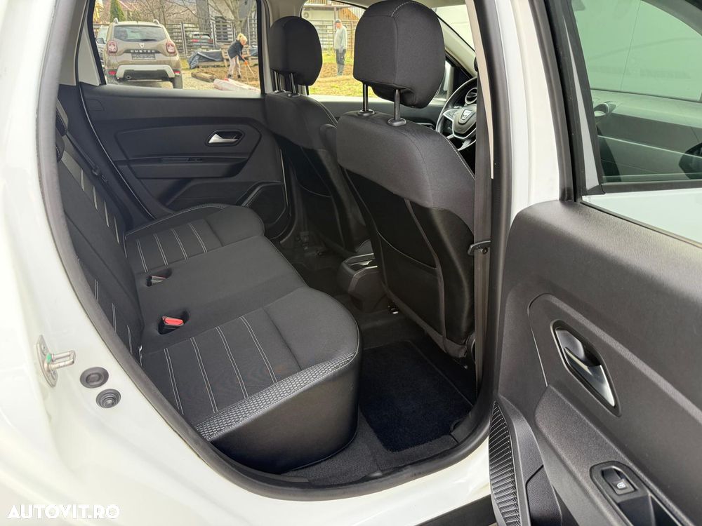 Dacia Duster 1.6 SCe Prestige jante 16" - 17
