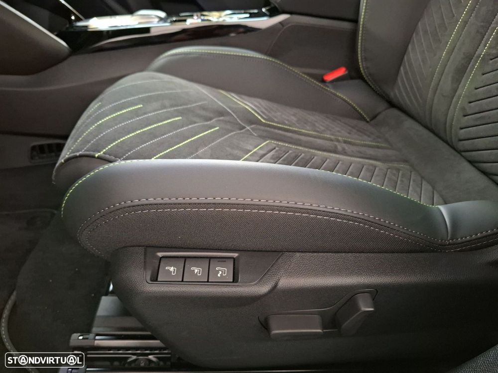 Peugeot 2008 1.2 Hybrid GT e-DCS6 - 23