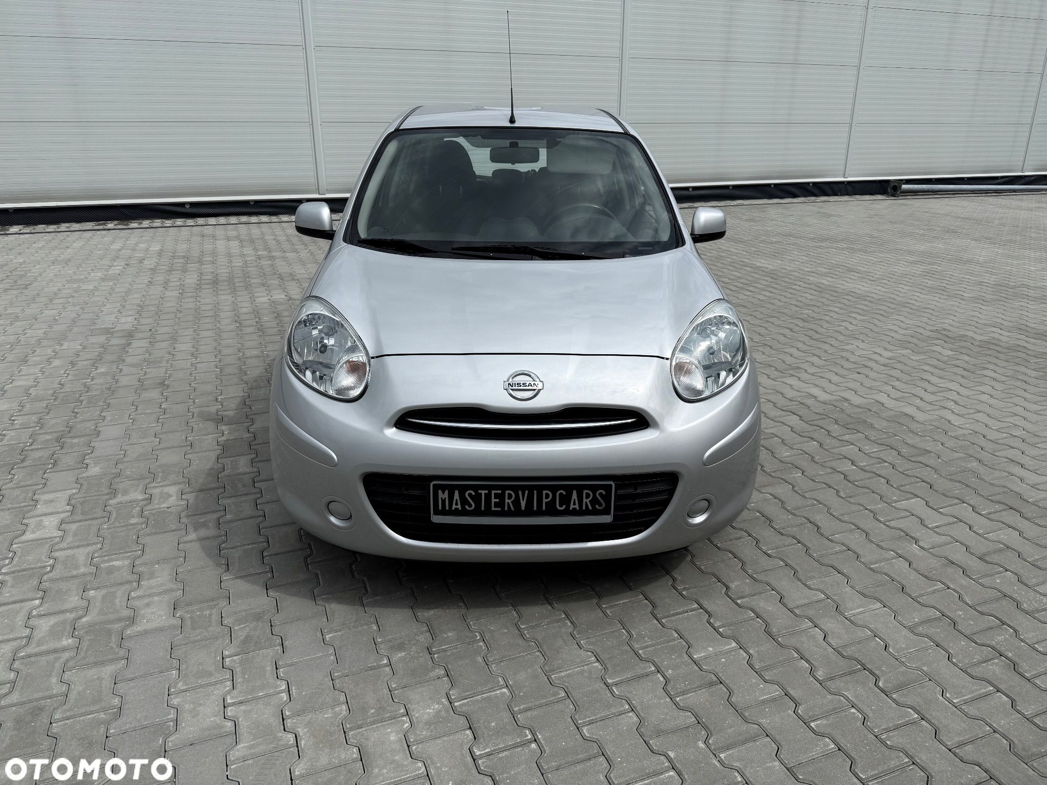 Nissan Micra - 1