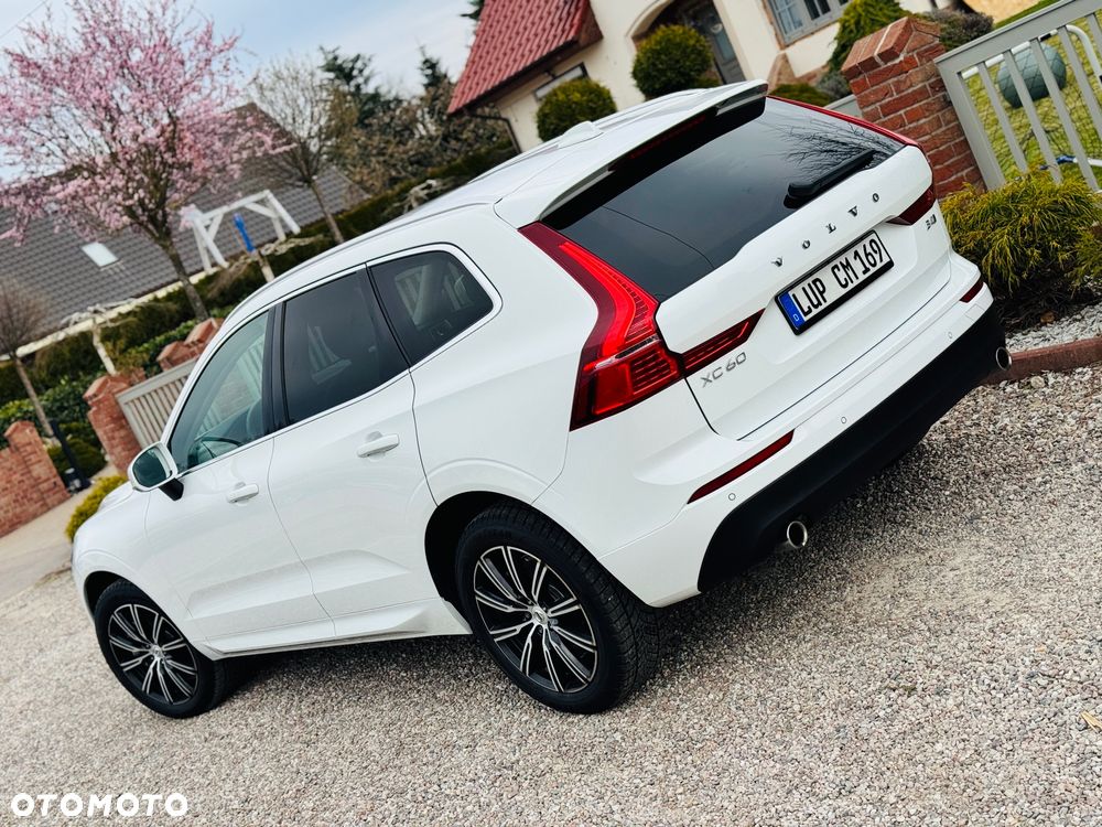 Volvo XC 60 B4 D AWD Geartronic Momentum Pro - 30