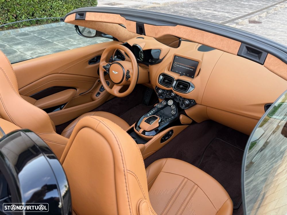 Aston Martin Vantage Roadster V8 - 46