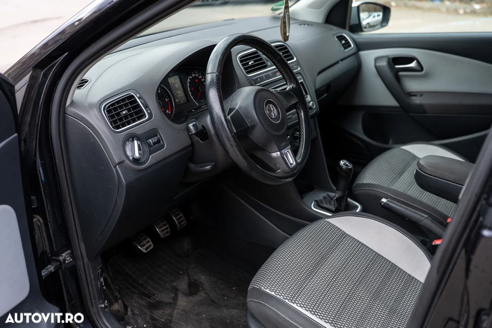 Volkswagen Polo 1.6 TDI Cross - 4