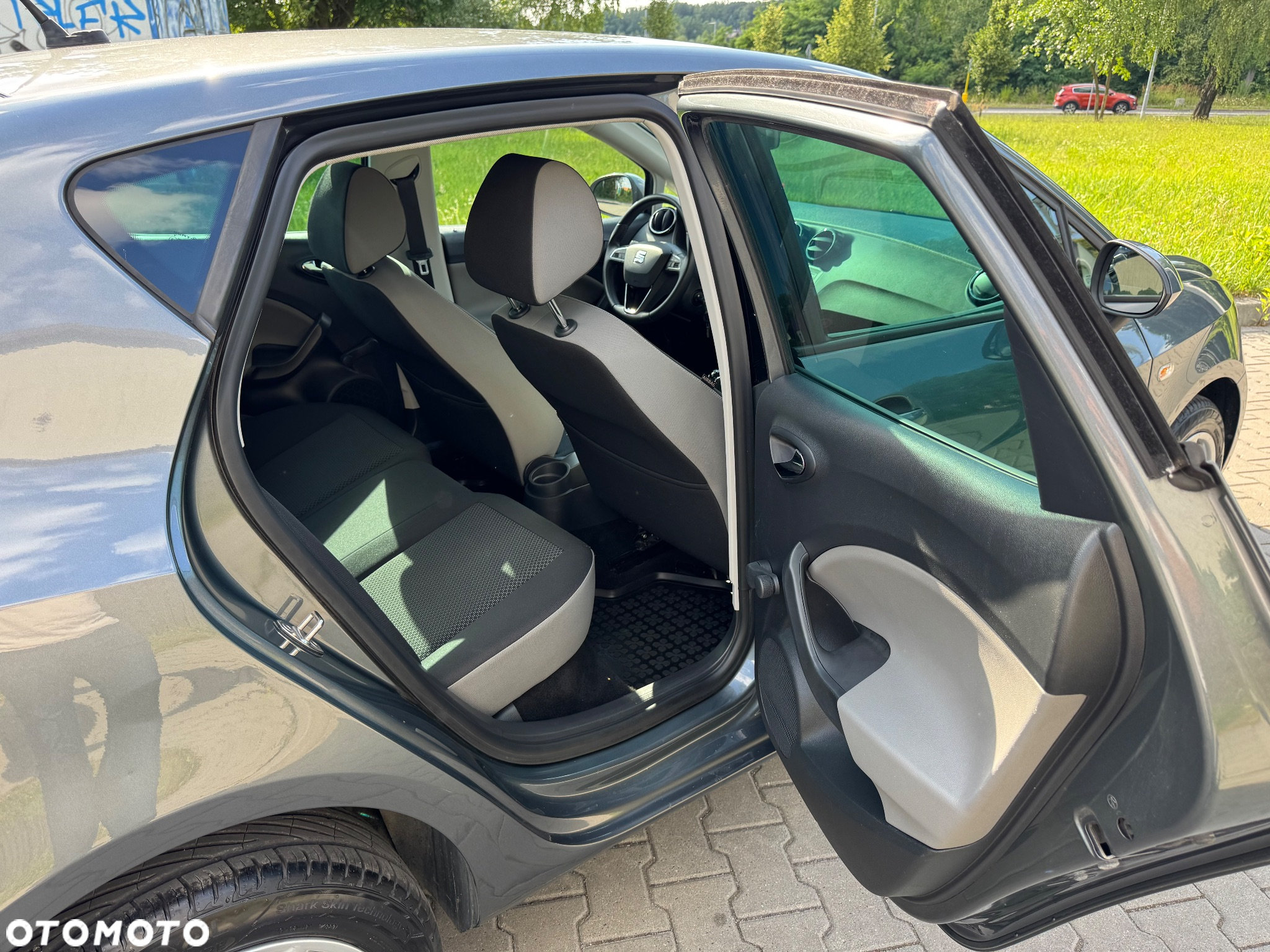 Seat Ibiza 1.2 TSI CONNECT - 25