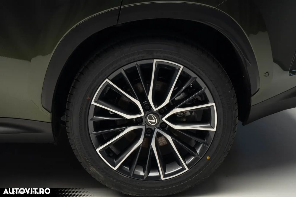 Lexus Seria NX 350h AWD CVT HEV Luxury - 17
