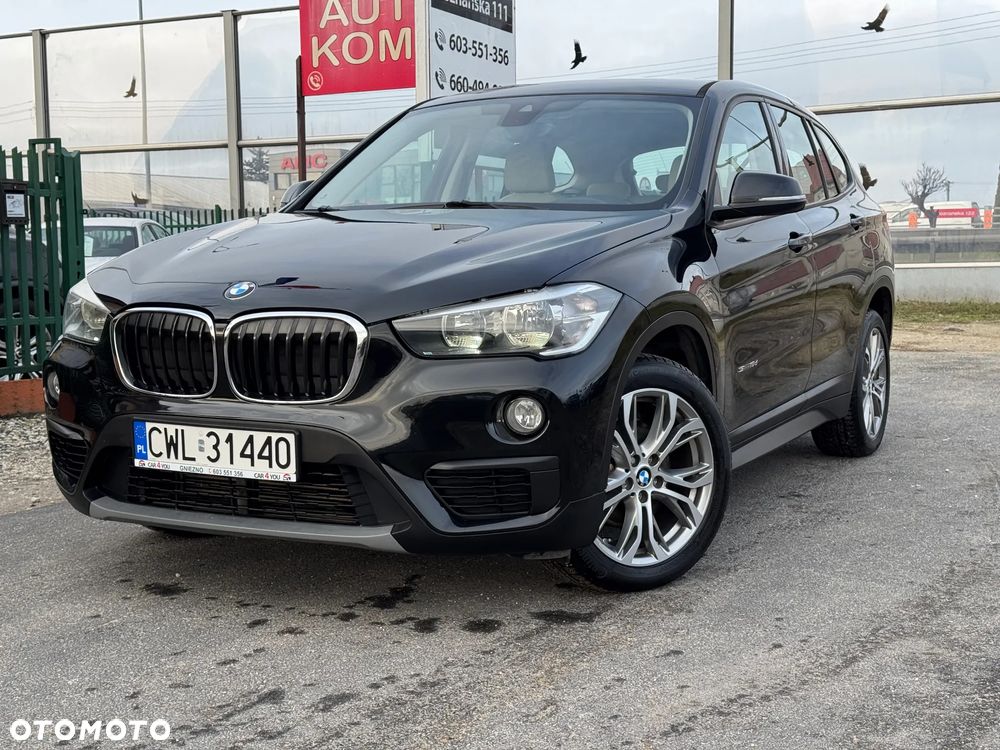 BMW X1 sDrive18d Sport Line - 1