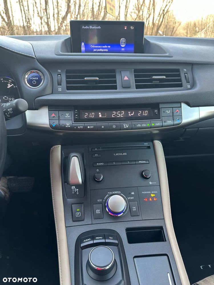 Lexus CT 200h Elegance - 13