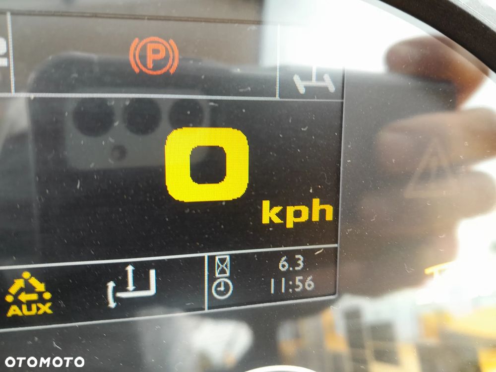 JCB 531-70 JOYSTICK - 19