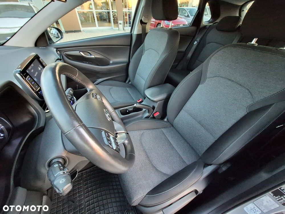 Hyundai i30 1.0 T-GDI Smart - 12