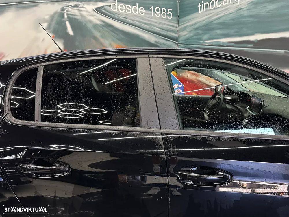 Peugeot 208 1.2 PureTech Active Pack - 9