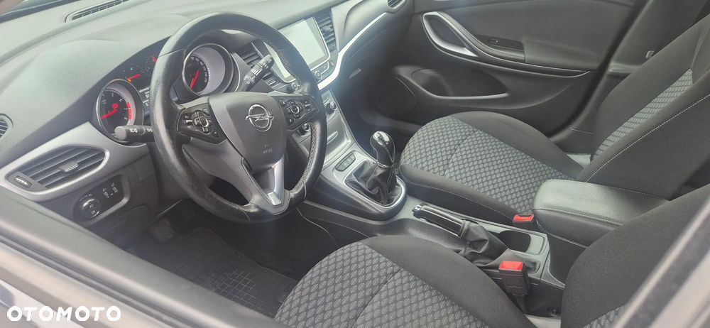 Opel Astra 1.4 Turbo Sports Tourer 120 Jahre - 6