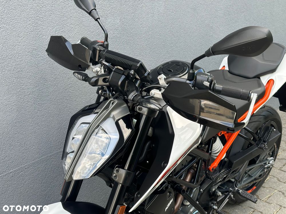 KTM Duke 125 - 11
